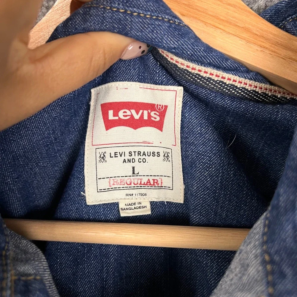 Levi's Denim Shirt Mens Large Blue Excellent Long Sleeve Button Up
